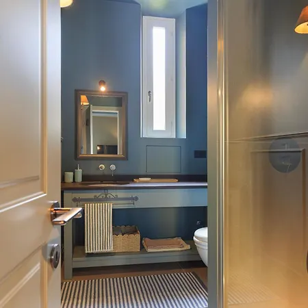 Luxury Terrace In The Center Of Garibaldi Train Station Brera 아파트 *