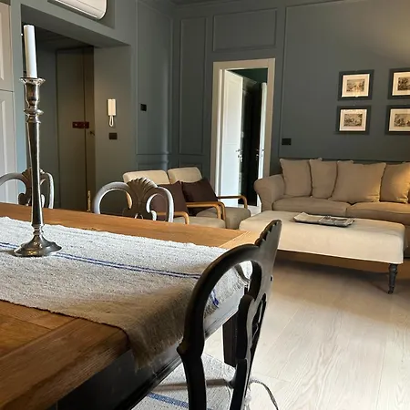 아파트 Luxury Terrace In The Center Of Garibaldi Train Station Brera *